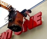 Servicing signboard